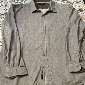 Tahari long sleeve casual button down shirt